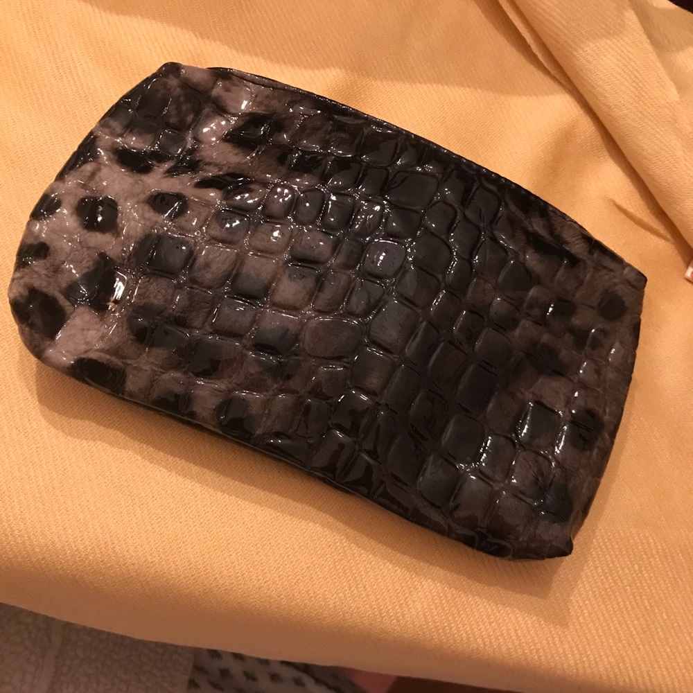 Pink Haley Snake Print Purse/cosmetics case!